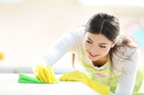 Professional end of tenancy cleaning in a Stockwell property